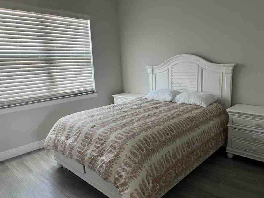 Newly Built Villa Ballerina With Heated Pool And Incredible View Into Beautiful Arrowheadcanal Cape Coral Extérieur photo